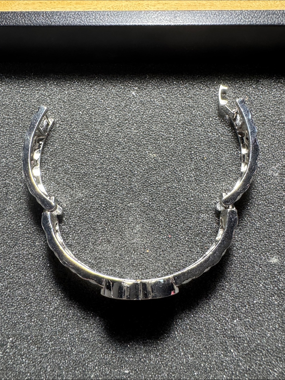 Silver Braided CC Logo Hinge Bracelet - Picture 6 of 9
